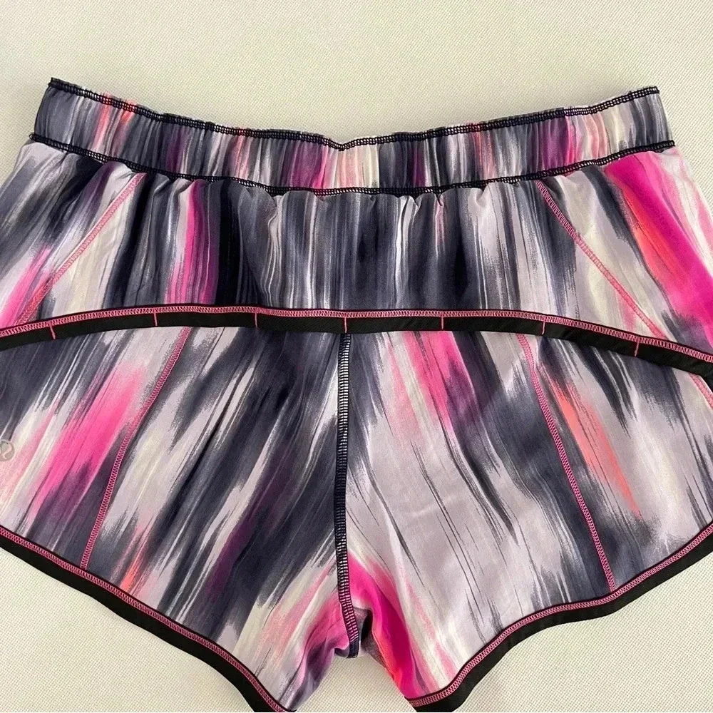 Lululemon Run Roll Down Size 6 Short Mirage Deep Indigo Built -In Underwear